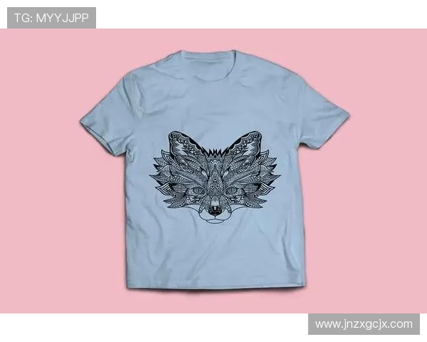 创意手绘足球明星短袖T恤设计展现个性与热情的完美结合